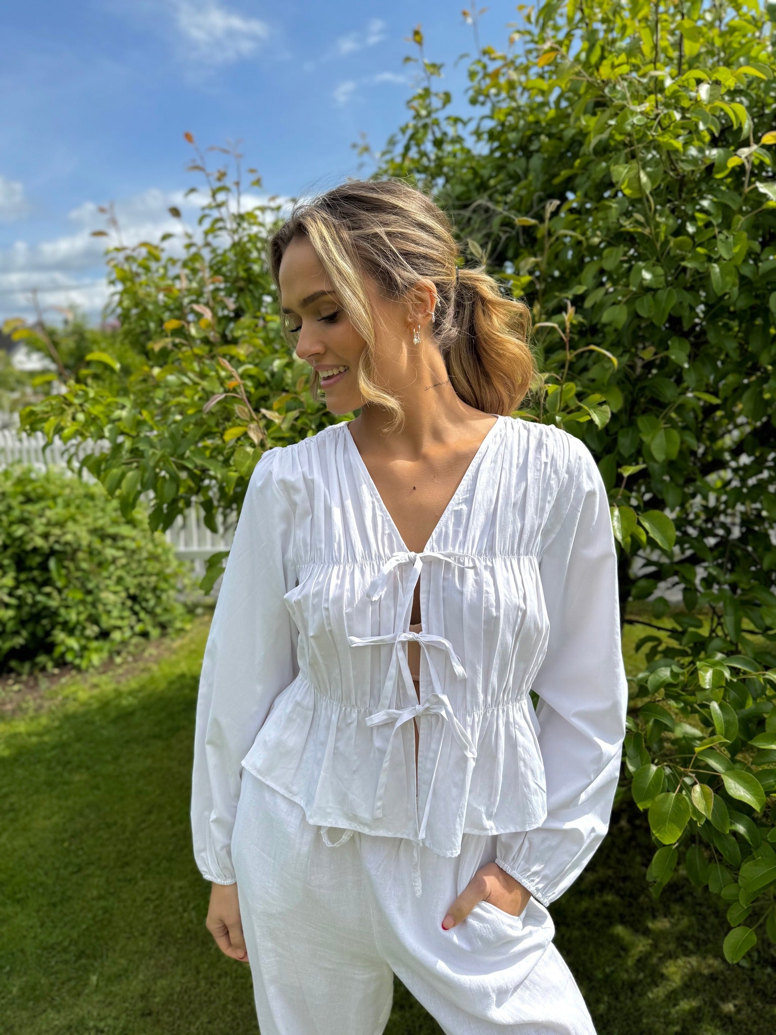 VMMORGAN Top - Bright White